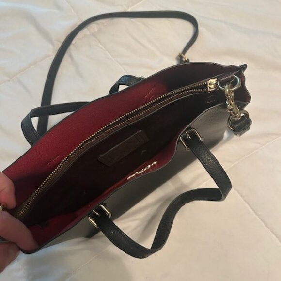 Coach purse - Picture 6 of 7